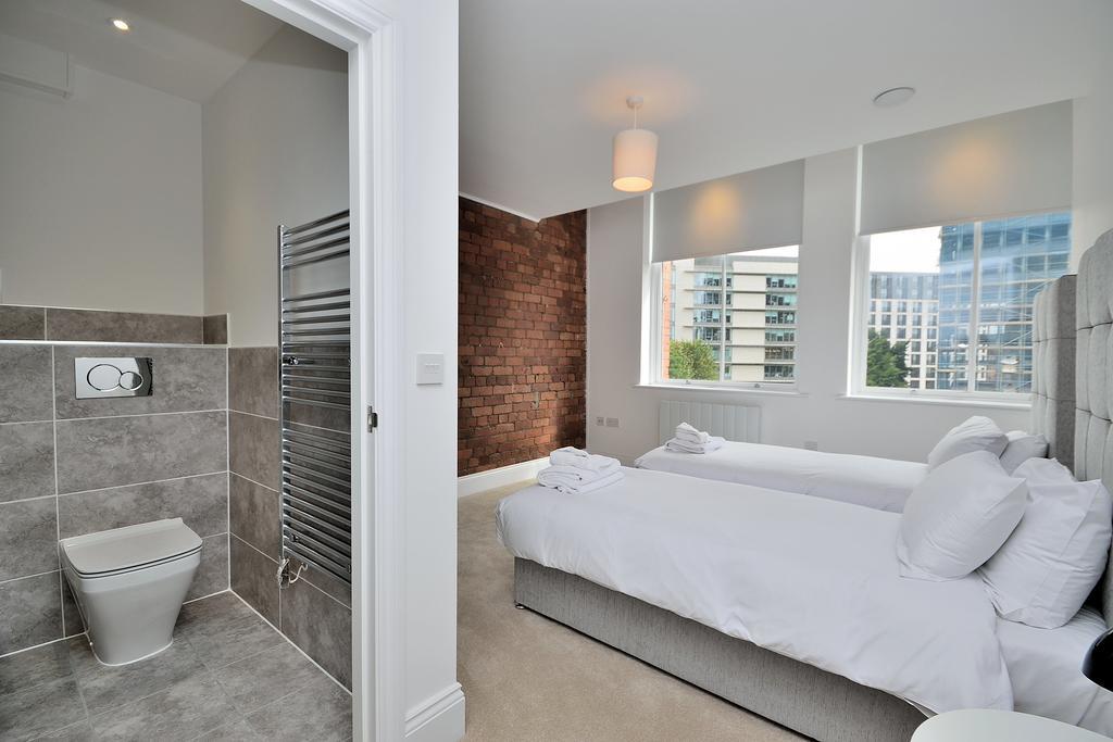Canal Street Apartments Манчестер Экстерьер фото